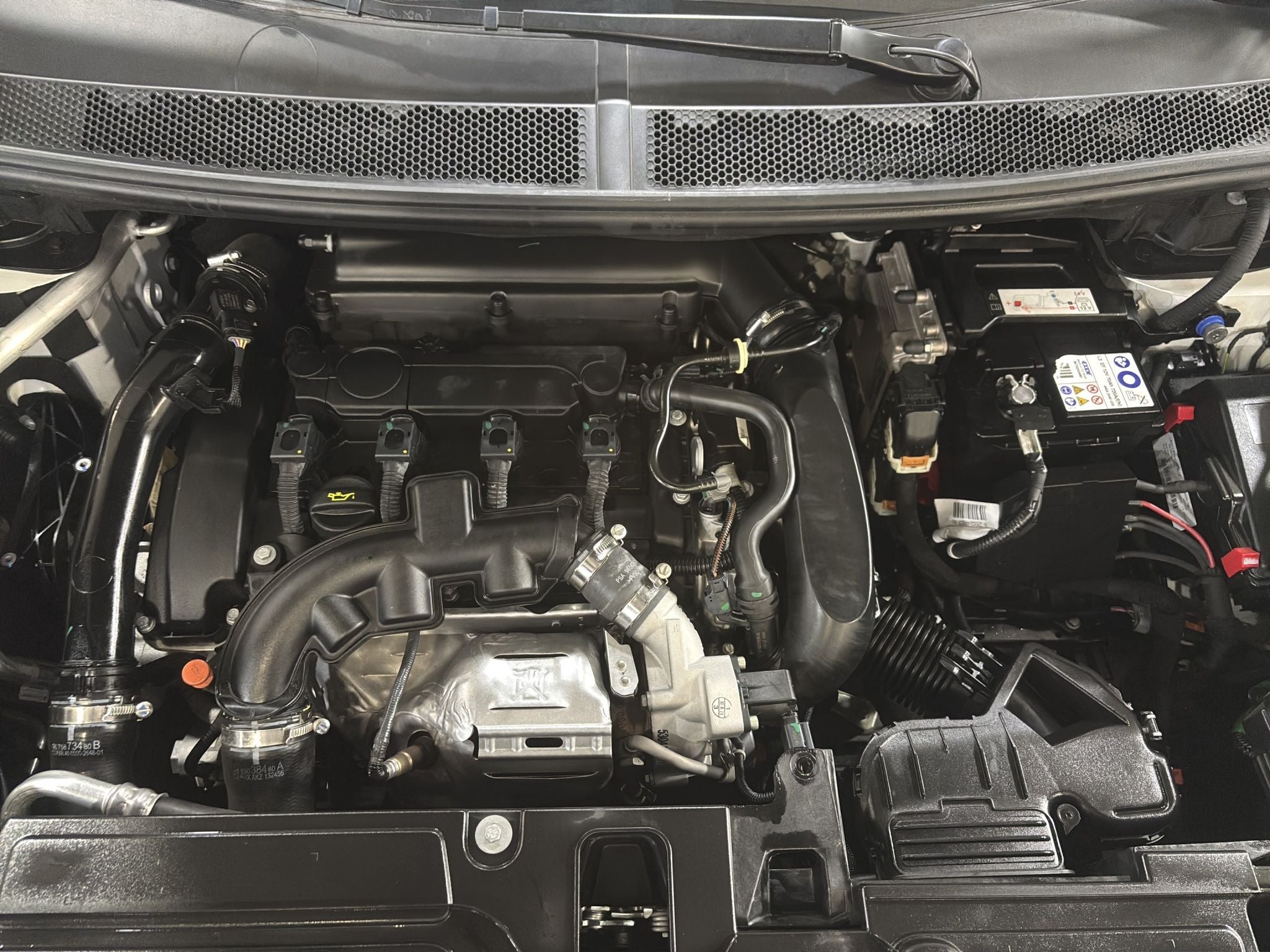 2024 Peugeot 3008 1.6 Gt At