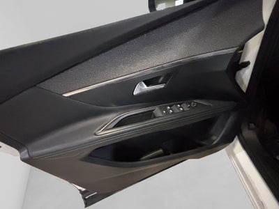 2023 Peugeot 3008 1.6 Allure Pack At