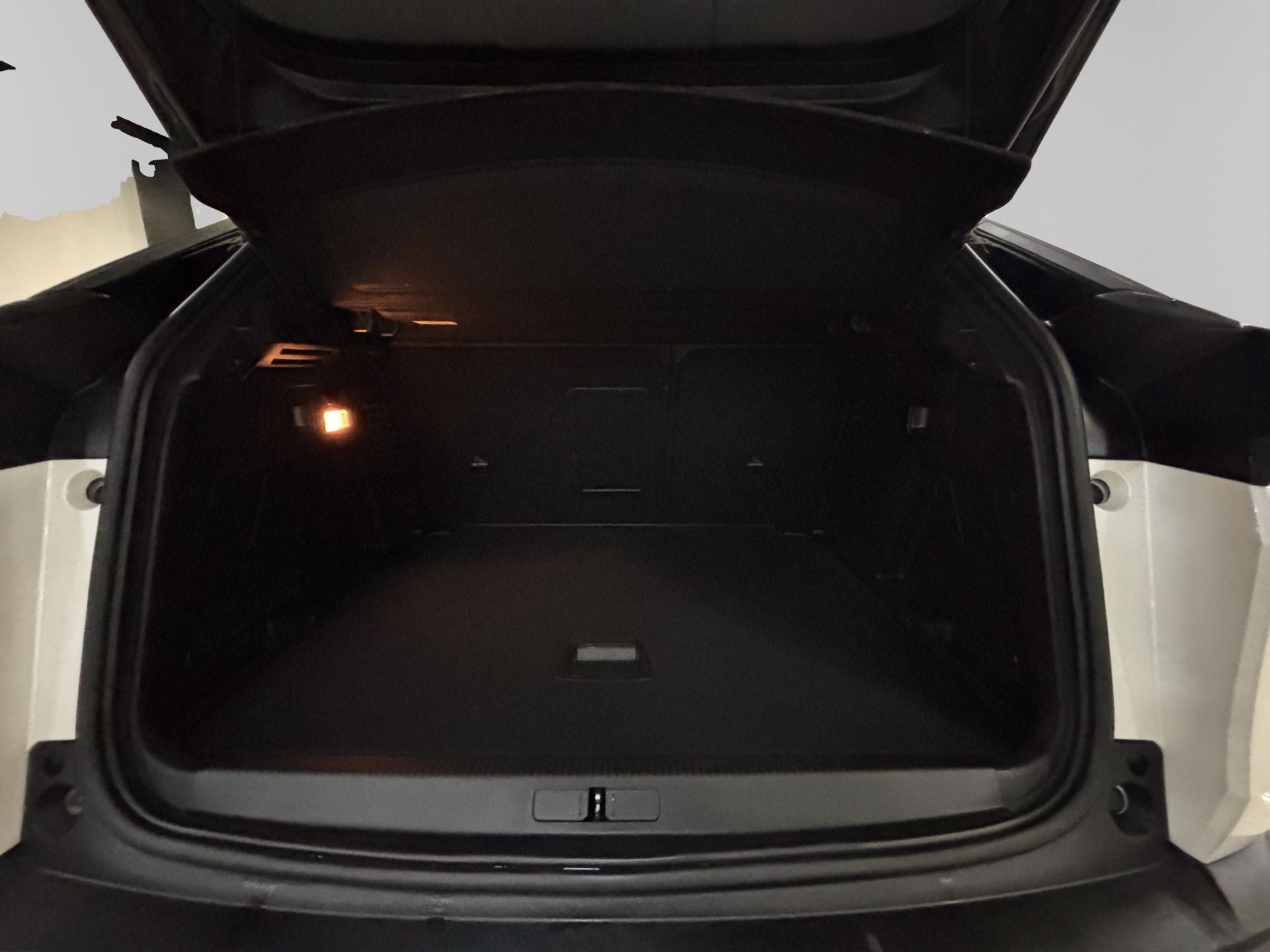 2023 Peugeot 3008 1.6 Allure Pack At