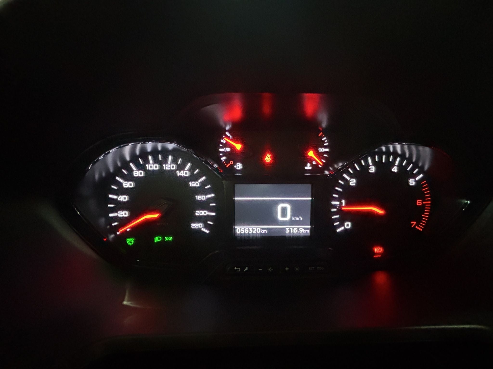 2024 Peugeot Rifter 1.6 Allure Pack Diesel Mt