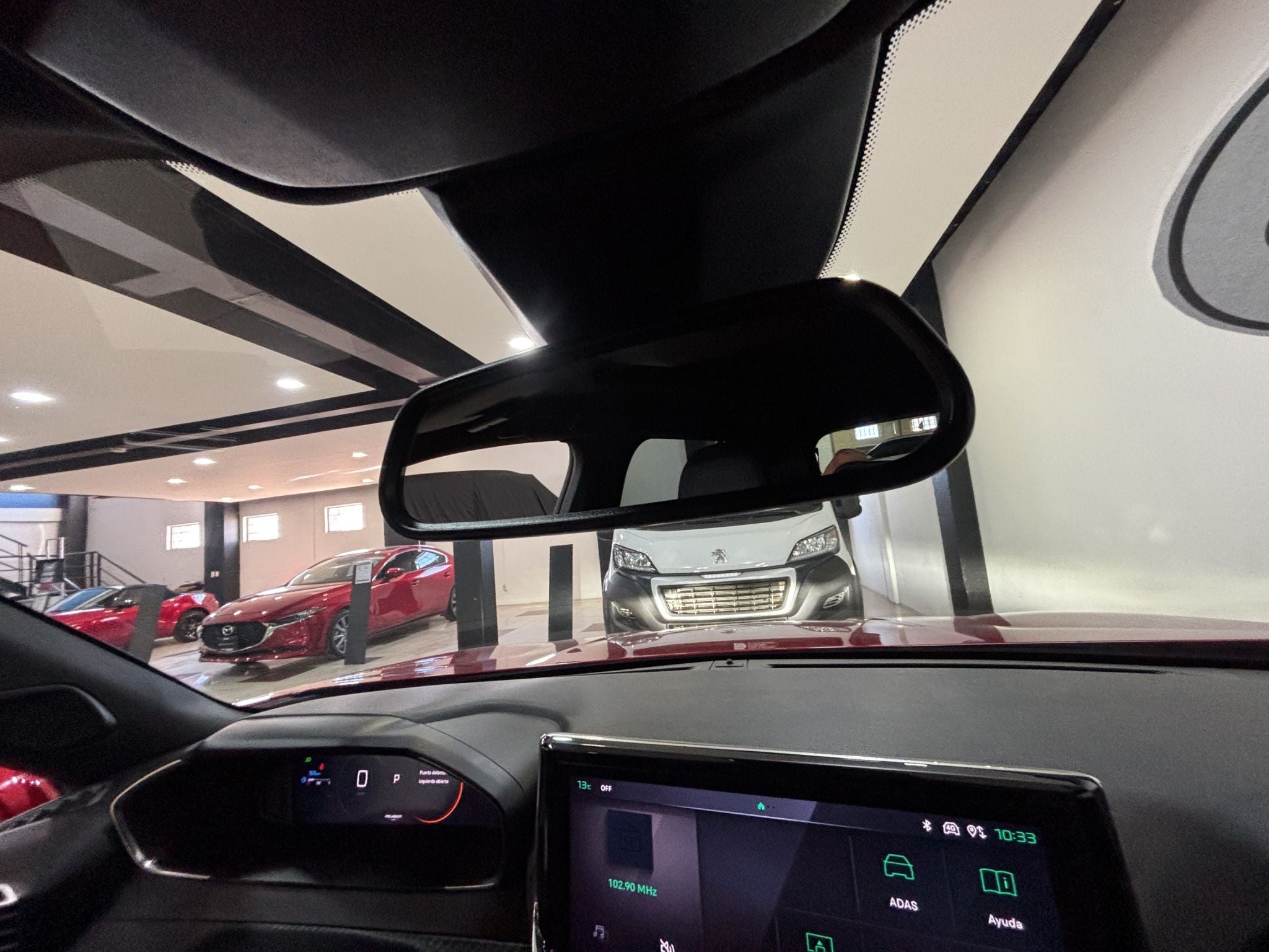 2025 Peugeot 2008 1.2 Allure Pack At