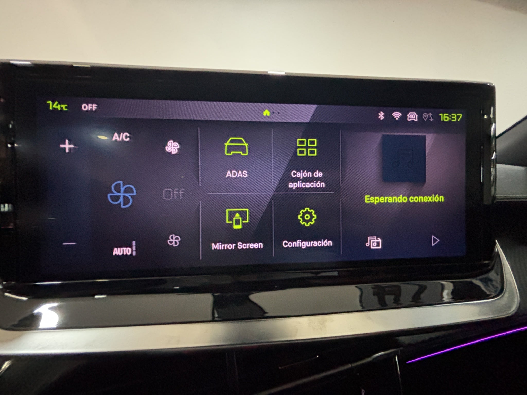 2024 Peugeot 2008 1.2 Gt At