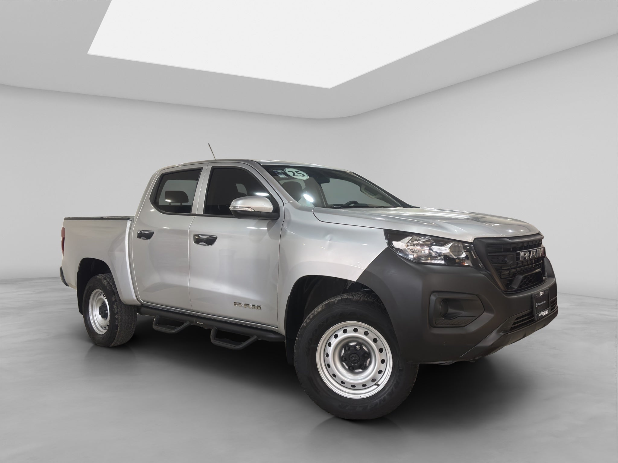 2025 RAM 1200 2.4 Tradesman Crew Cab Mt