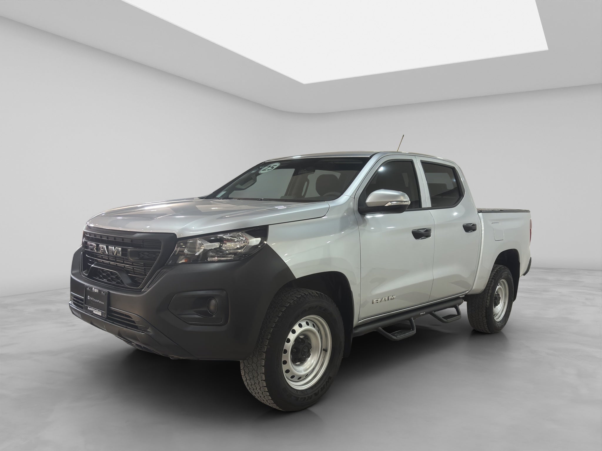 2025 RAM 1200 2.4 Tradesman Crew Cab Mt