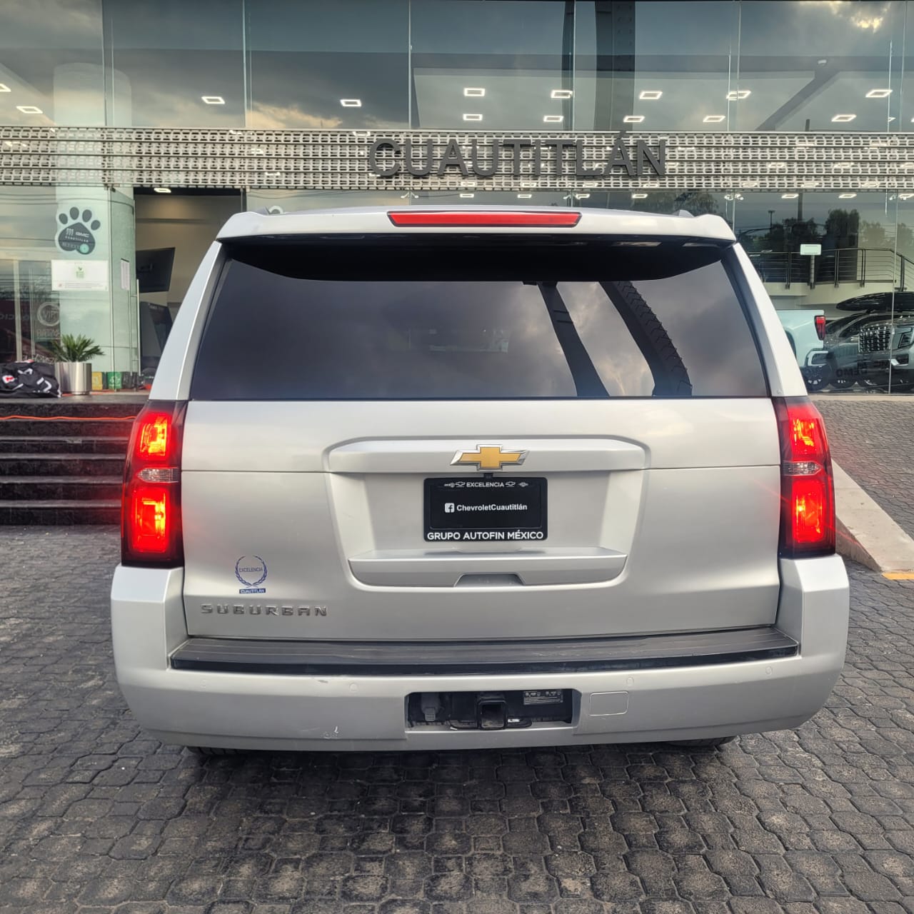 2016 Chevrolet Suburban 5.3 Lt Piel Banca Mt