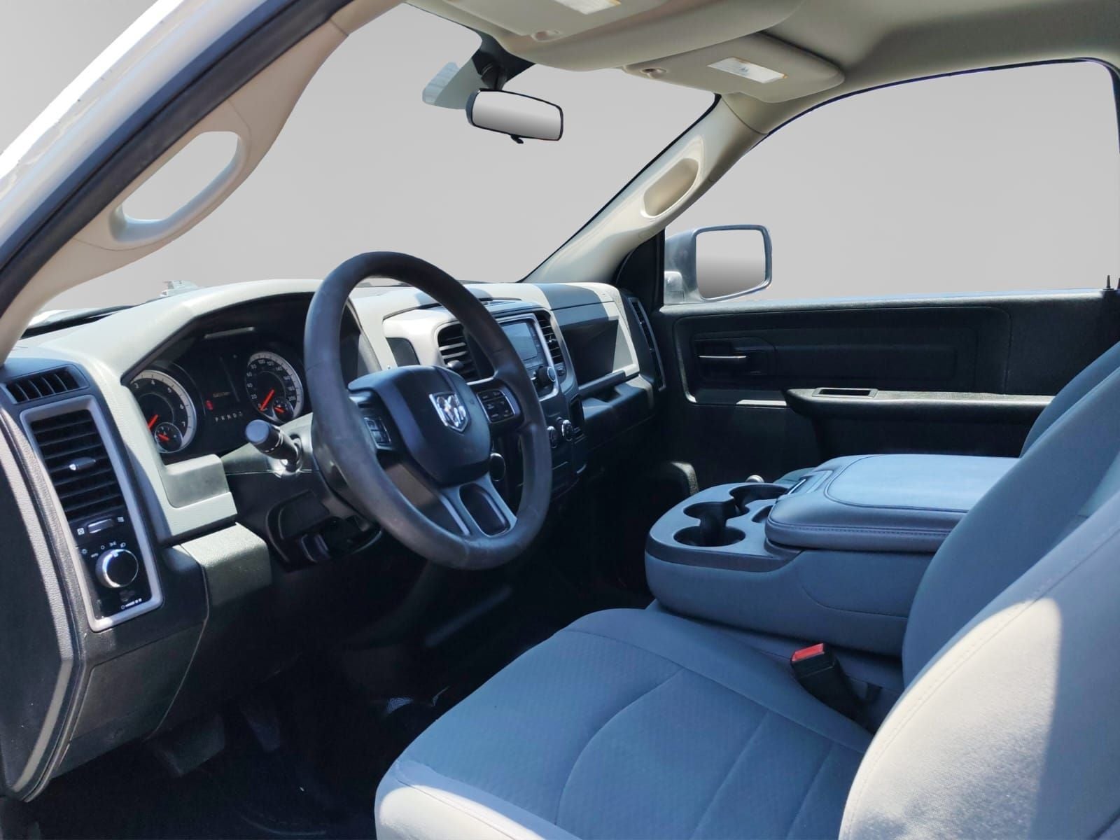 2020 RAM 1500 3.3 V6 XL Cab Regular 4x2 AT