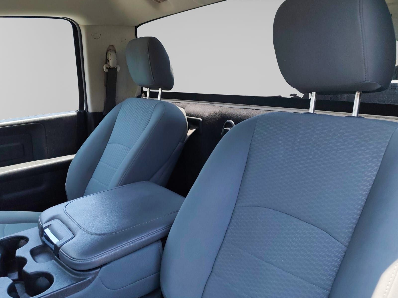 2020 RAM 1500 3.3 V6 XL Cab Regular 4x2 AT