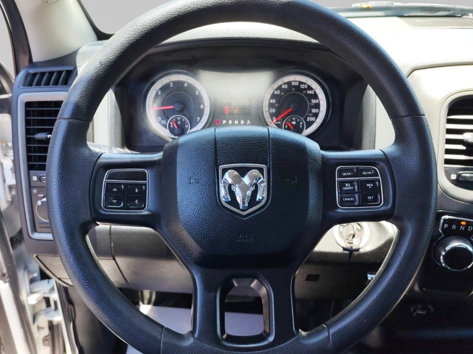 2020 RAM 1500 3.3 V6 XL Cab Regular 4x2 AT