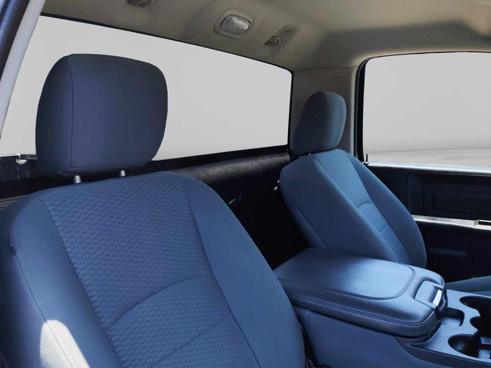 2020 RAM 1500 3.3 V6 XL Cab Regular 4x2 AT