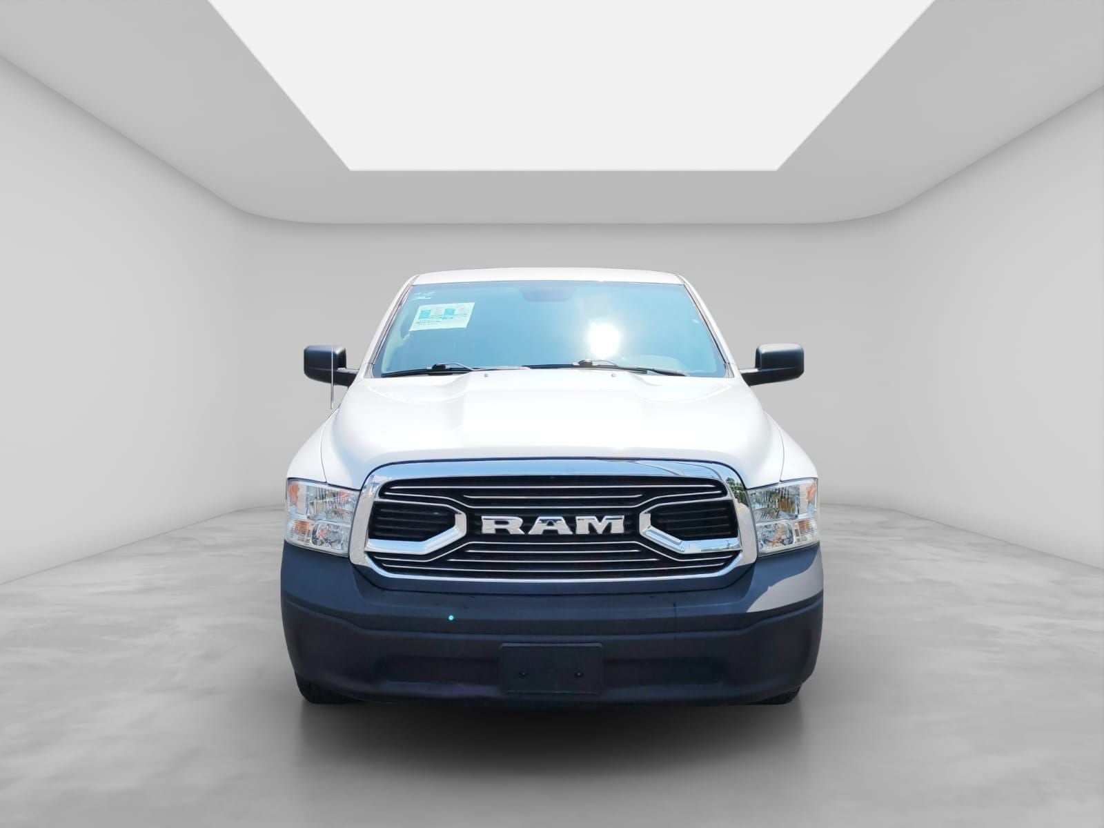 2020 RAM 1500 3.3 V6 XL Crew Cab 4x2 At