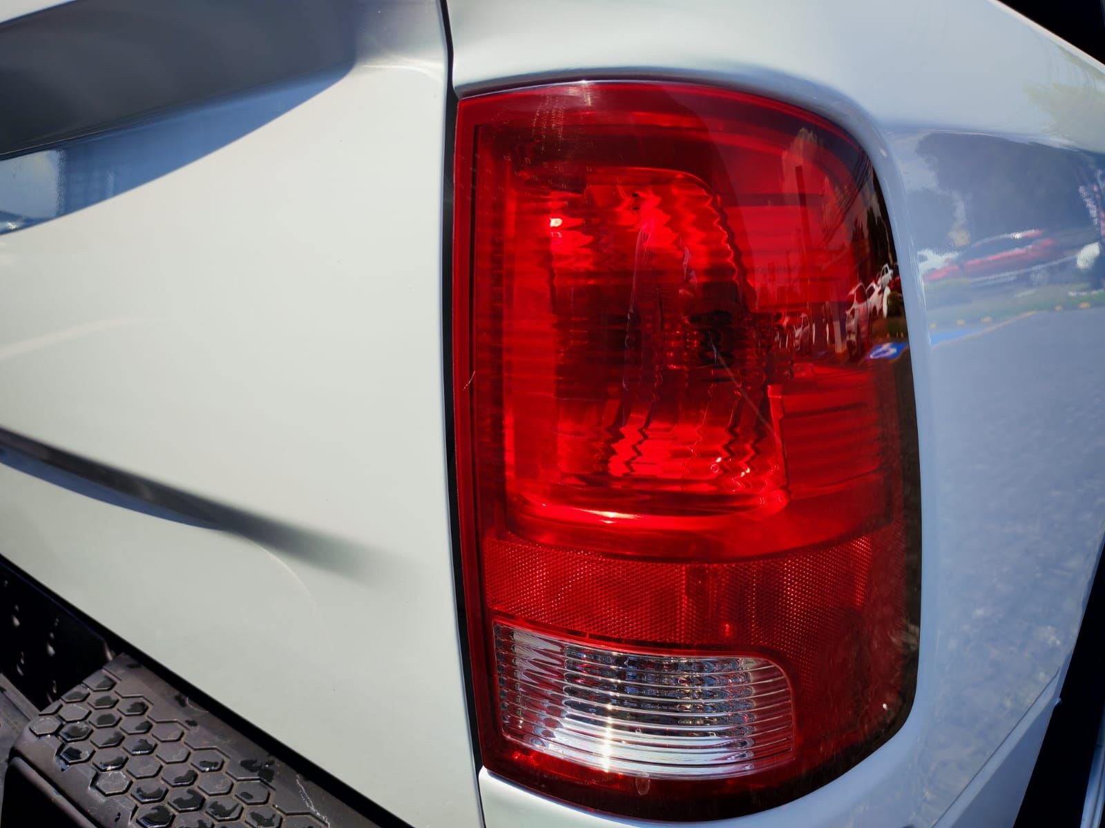 2020 RAM 1500 3.3 V6 XL Crew Cab 4x2 At