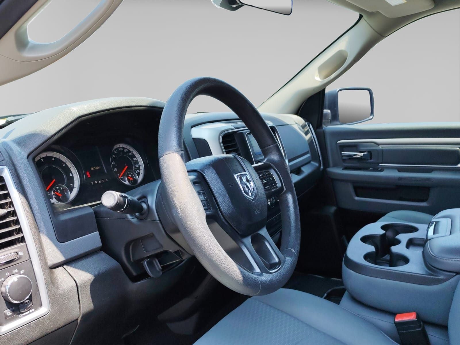 2020 RAM 1500 3.3 V6 XL Crew Cab 4x2 At