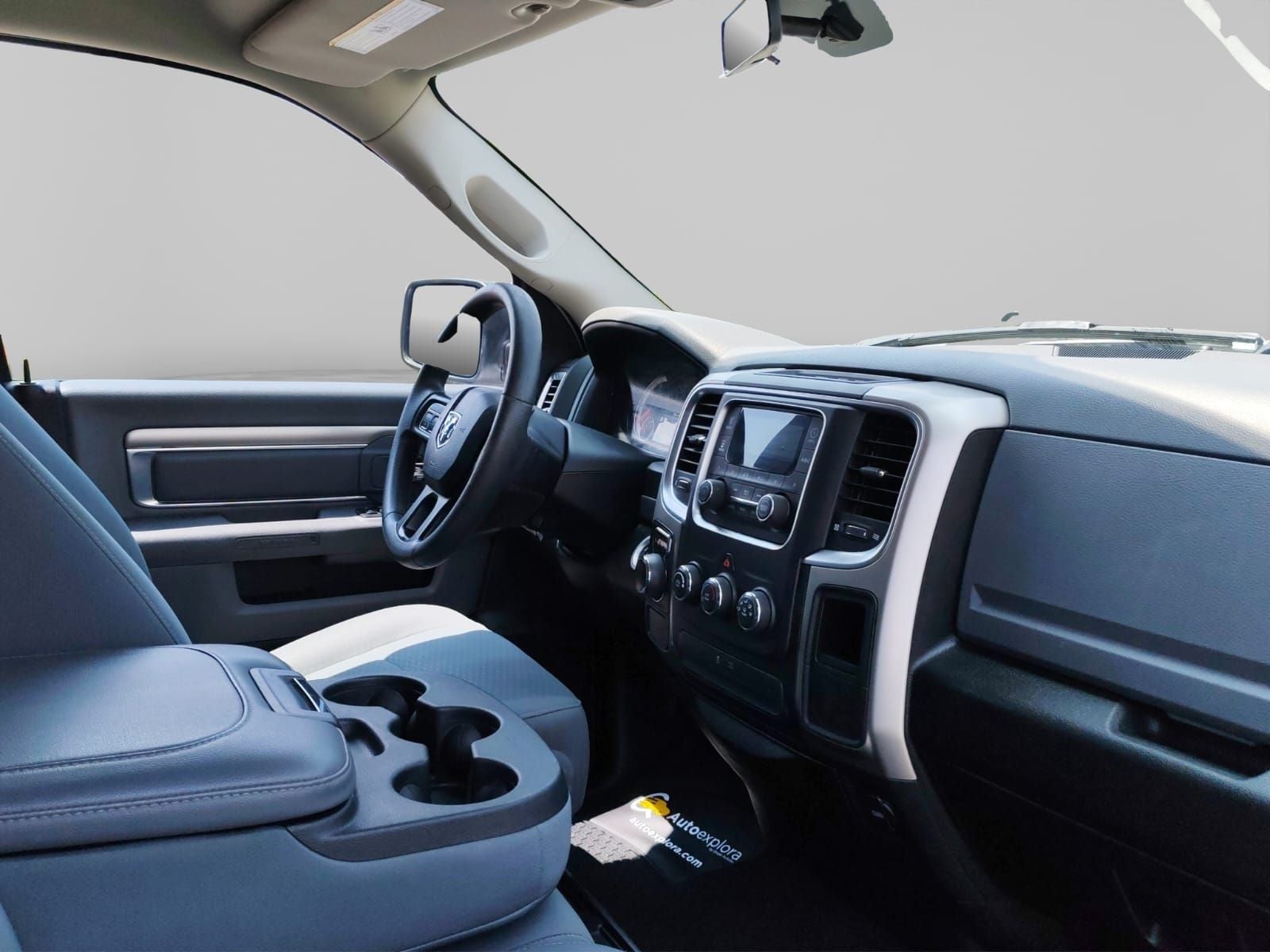 2020 RAM 1500 3.3 V6 XL Crew Cab 4x2 At