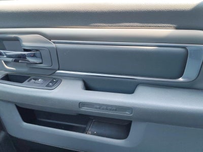 2020 RAM 1500 3.3 V6 XL Crew Cab 4x4 At