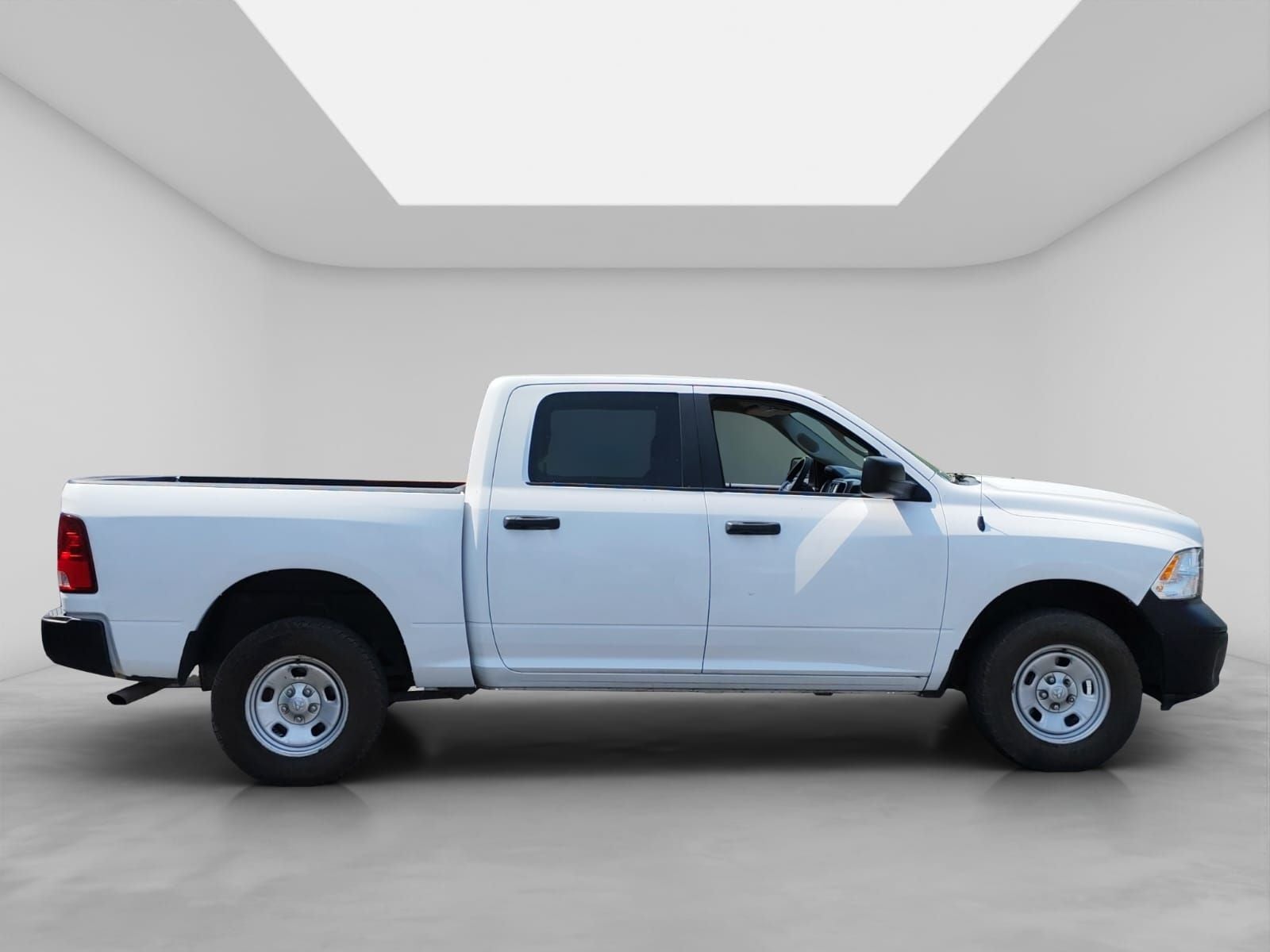2020 RAM 1500 3.3 V6 XL Crew Cab 4x4 At