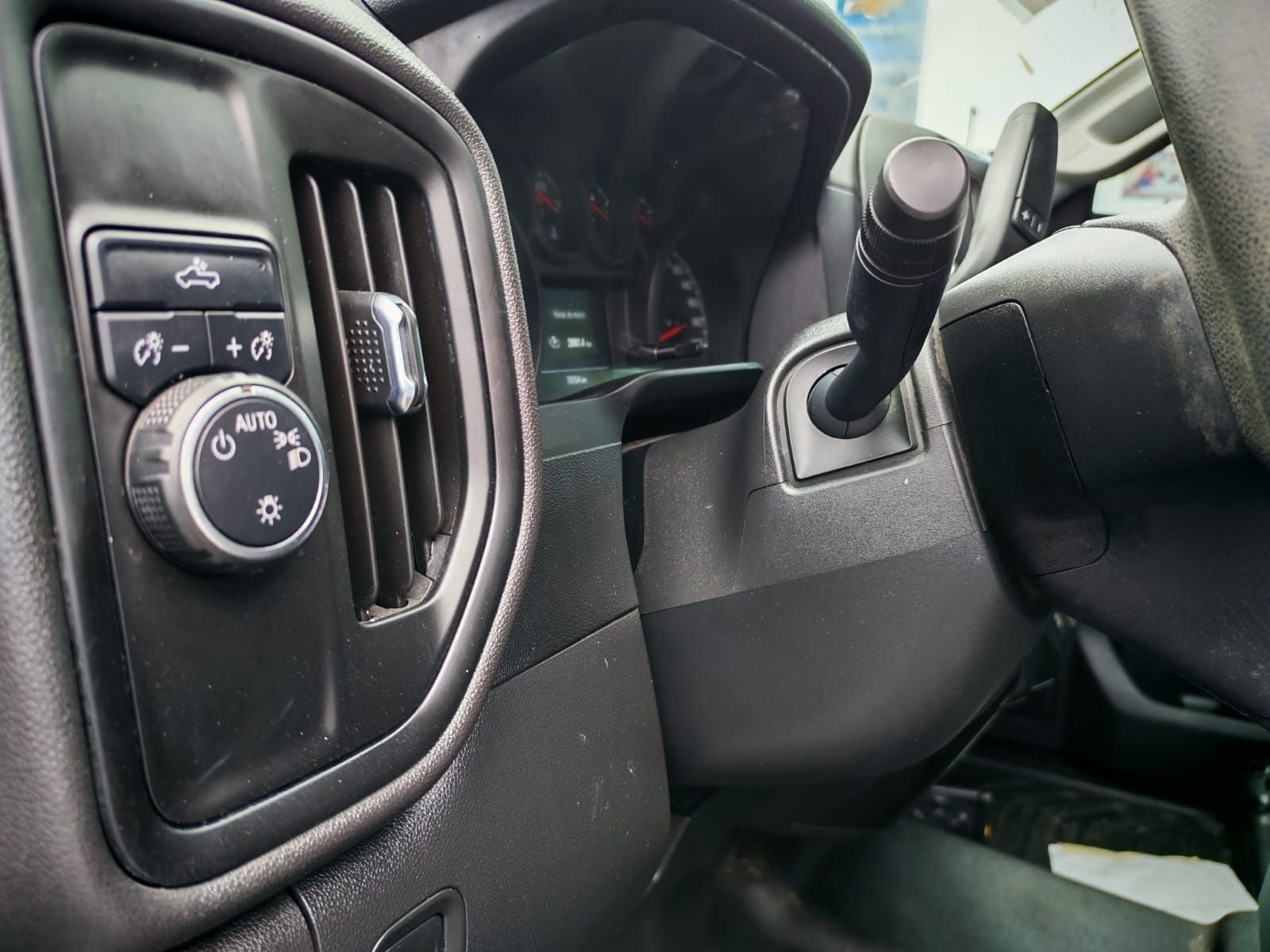 2020 Chevrolet Silverado 4.3 V6 1500 WT Cabina Regular 4x2 At