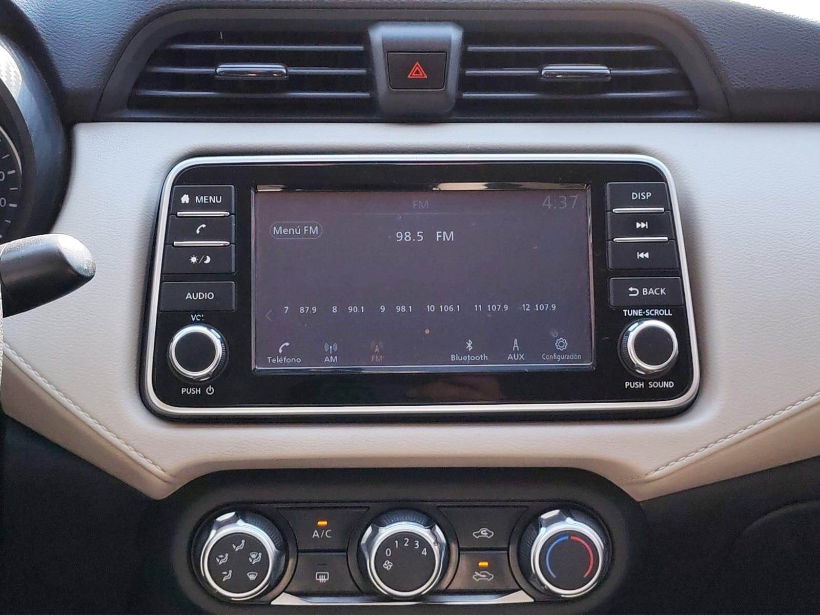 2022 Nissan Versa 1.6 Advance At
