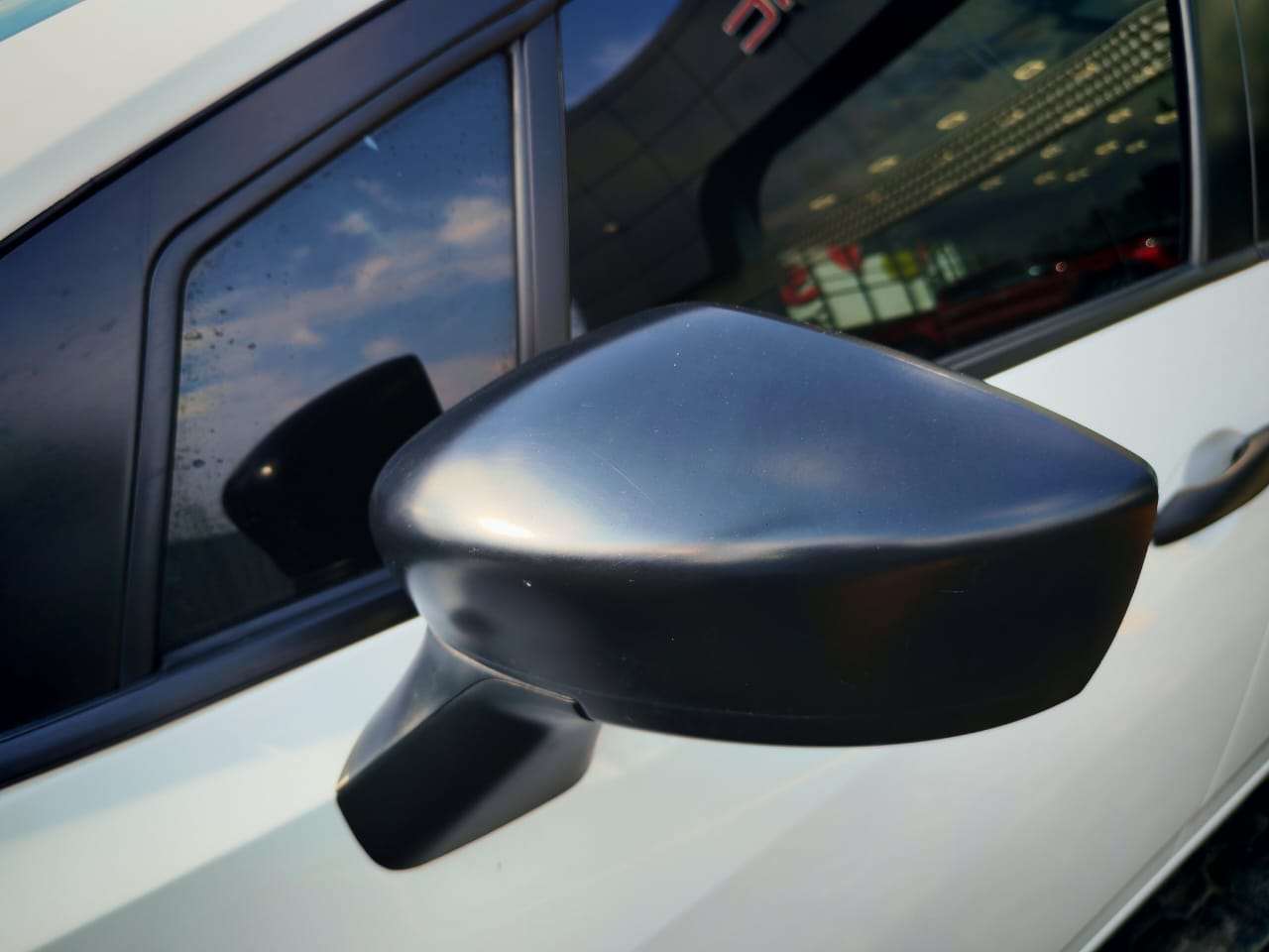 2023 Nissan Versa 1.6 Advance At