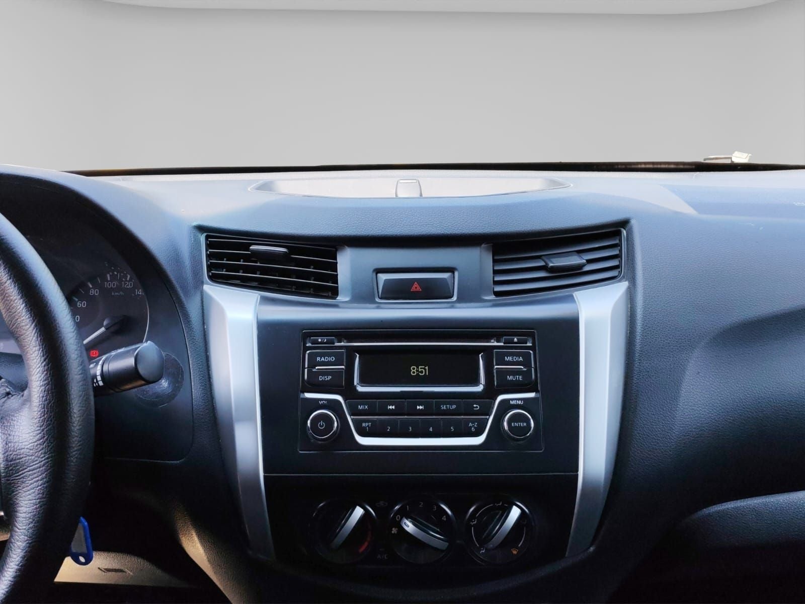 2020 Nissan NP300 Doble Cabina 2.5 SE Paq Seguridad Mt