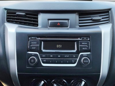 2020 Nissan NP300 Doble Cabina 2.5 SE Paq Seguridad Mt