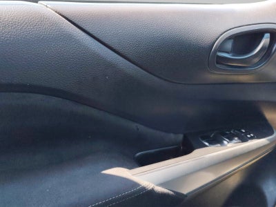 2020 Nissan NP300 Doble Cabina 2.5 SE Paq Seguridad Mt