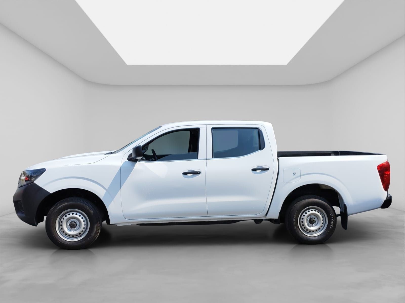 2020 Nissan NP300 Doble Cabina 2.5 SE Paq Seguridad Mt