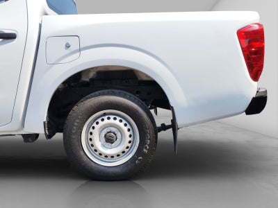 2020 Nissan NP300 2.4 Doble Cabina Se Aa Pack Seg Mt