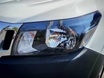 2020 Nissan NP300 2.4 Doble Cabina Se Aa Pack Seg Mt