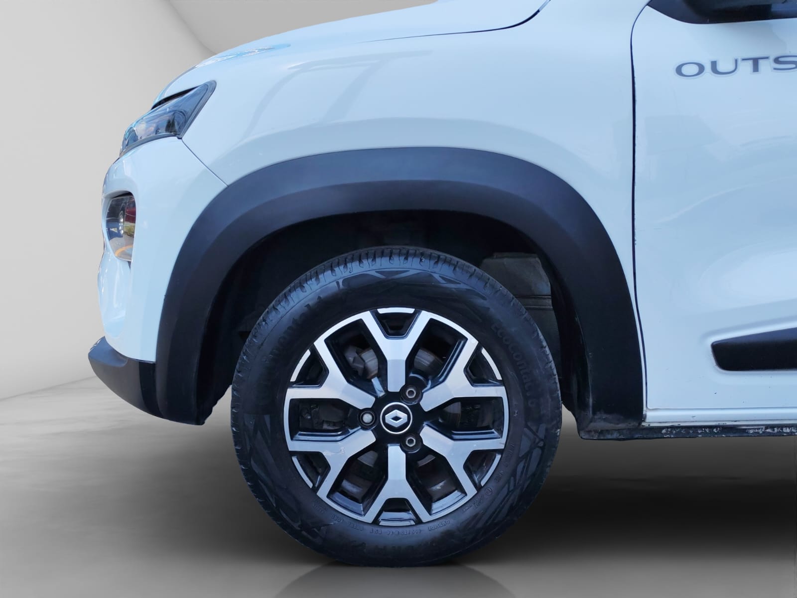 2023 Renault Kwid 1.0 Outsider Mt