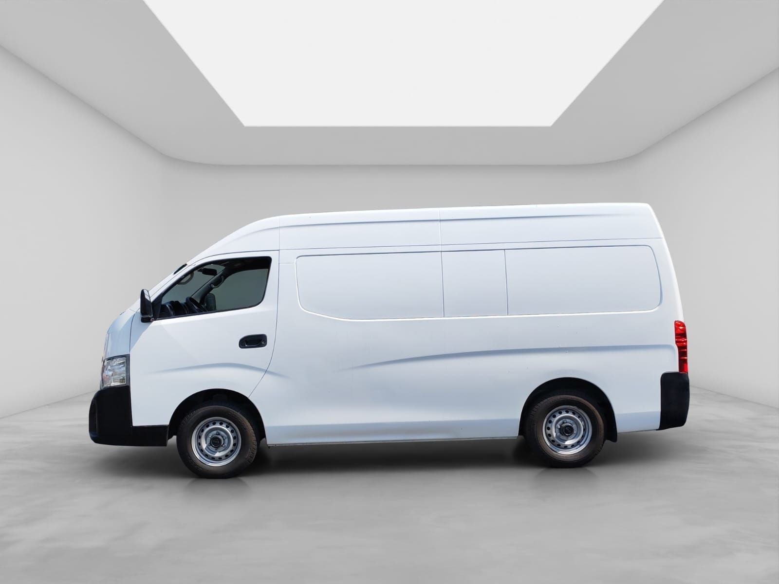 2023 Nissan Urvan 2.5 Panel Amplia AA Mt