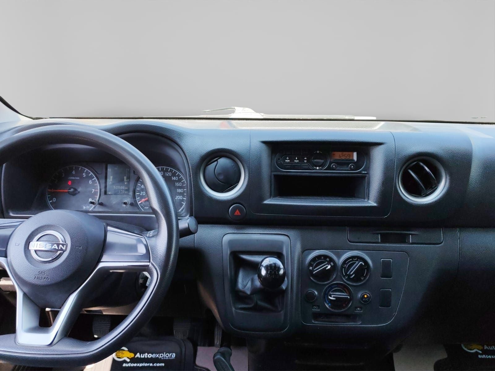 2023 Nissan Urvan 2.5 Panel Amplia AA Mt