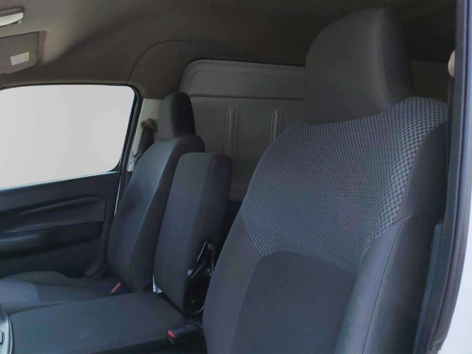 2023 Nissan Urvan 2.5 Panel Amplia AA Mt