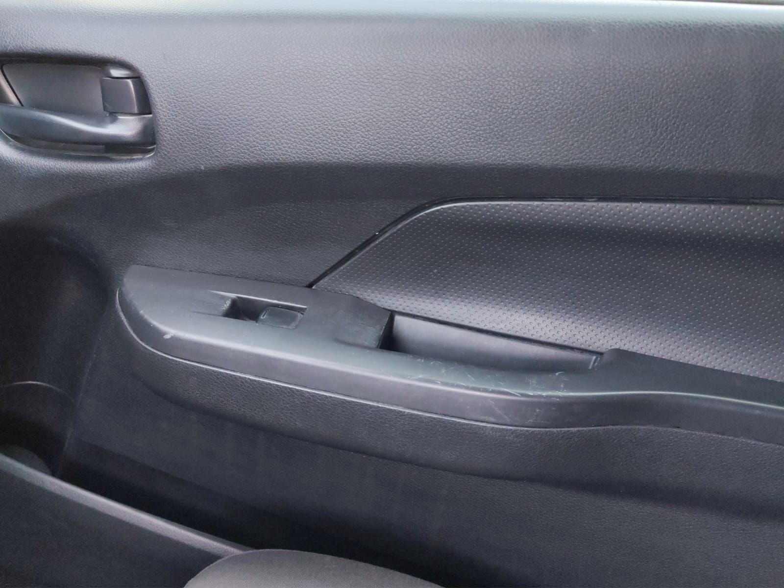 2023 Nissan Urvan 2.5 Panel Amplia AA Mt