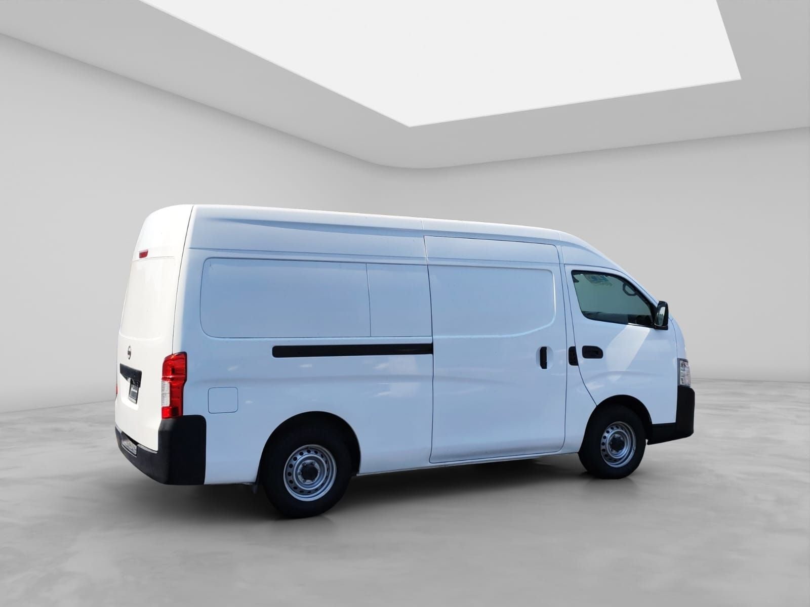 2023 Nissan Urvan 2.5 Panel Amplia AA Mt