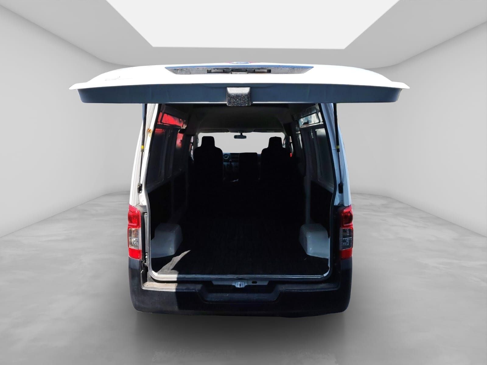 2023 Nissan Urvan 2.5 Panel Amplia AA Mt