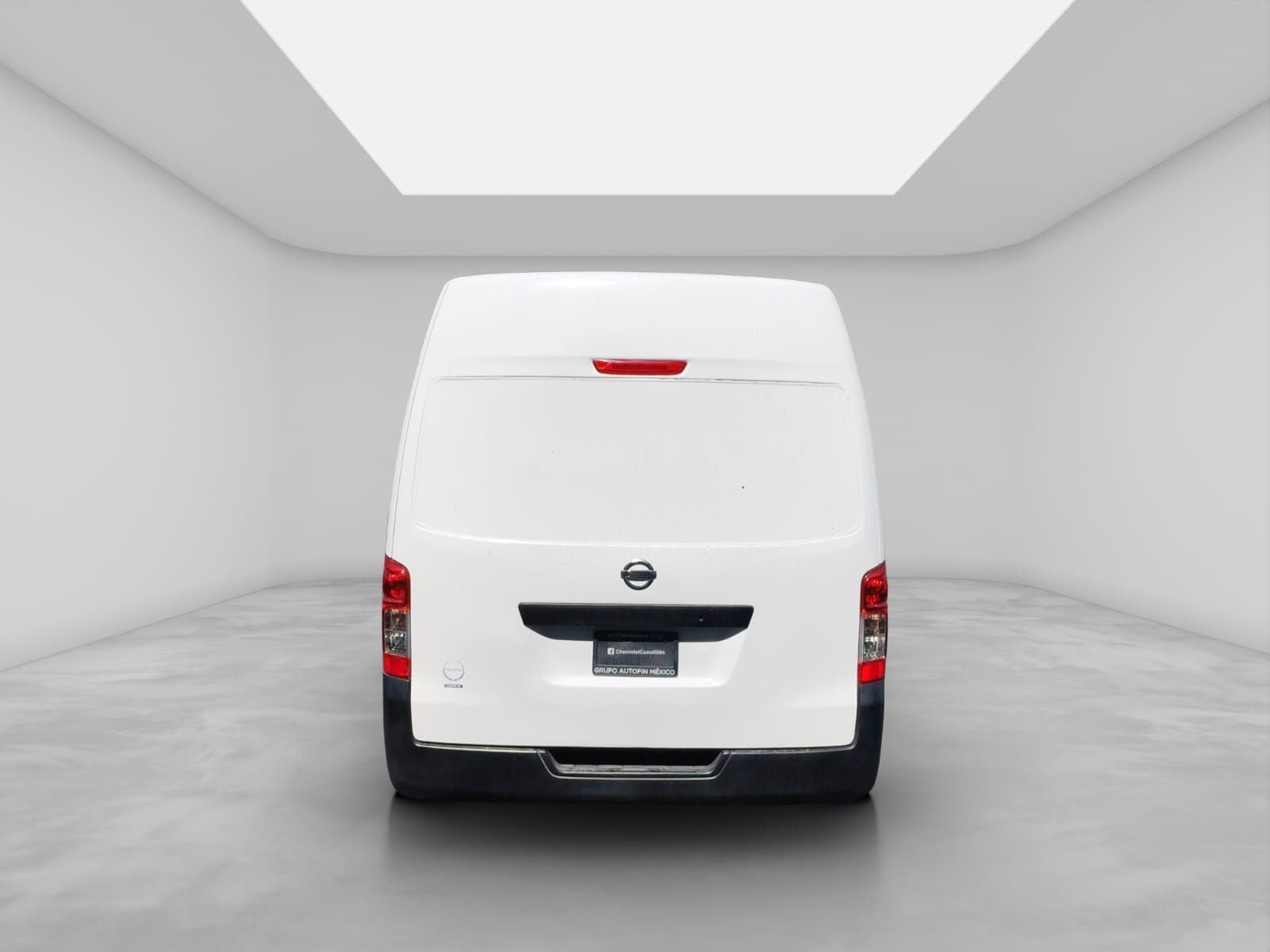 2023 Nissan Urvan 2.5 Panel Amplia AA Mt