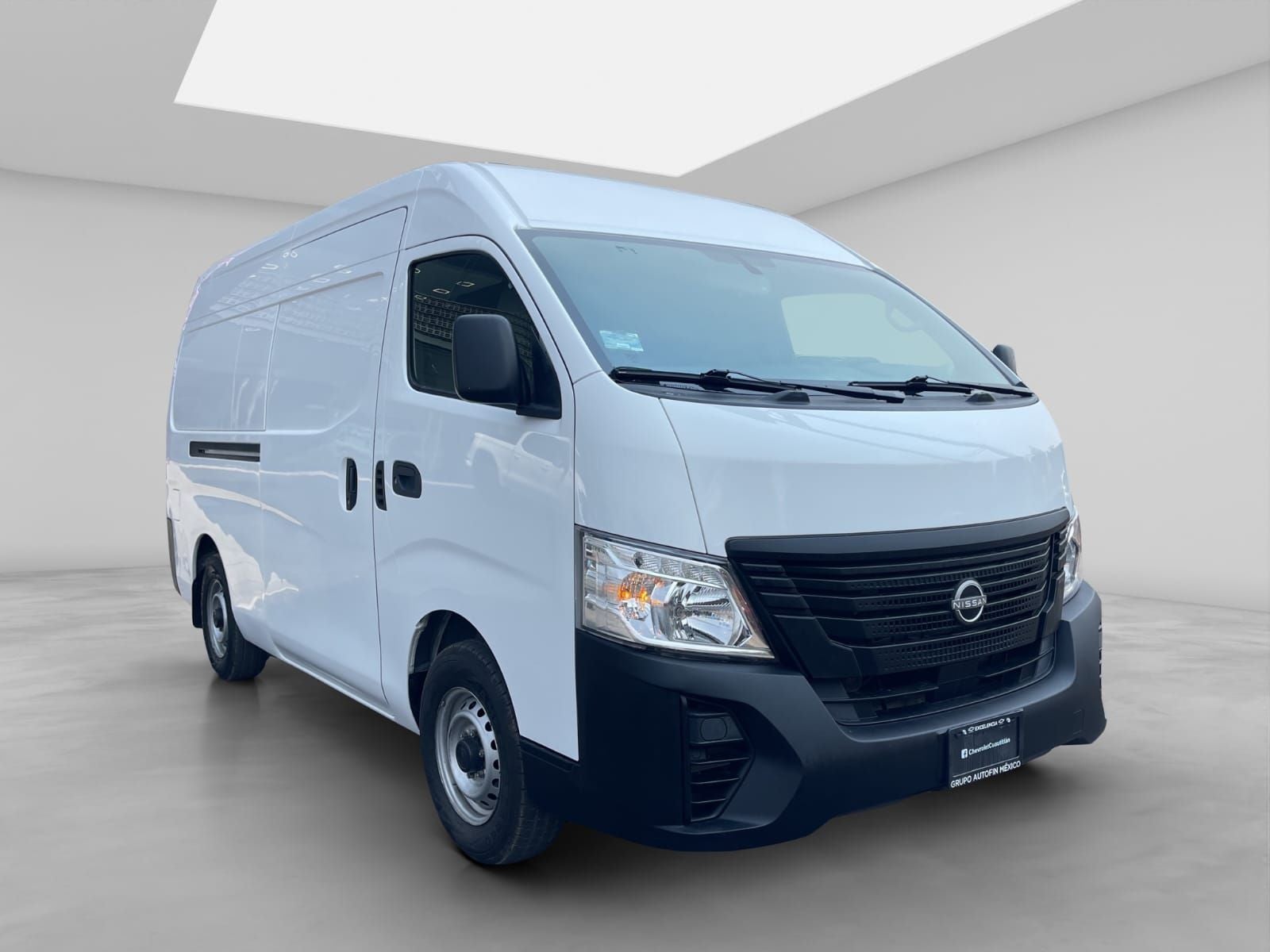 2023 Nissan Urvan 2.5 Panel Amplia AA Mt