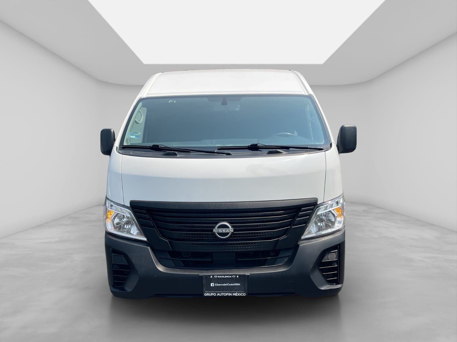 2023 Nissan Urvan 2.5 Panel Amplia AA Mt