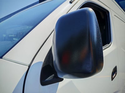 2023 Nissan Urvan 2.5 Panel Amplia AA Mt