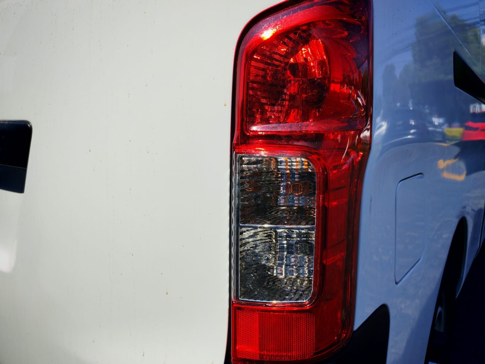 2023 Nissan Urvan 2.5 Panel Amplia AA Mt