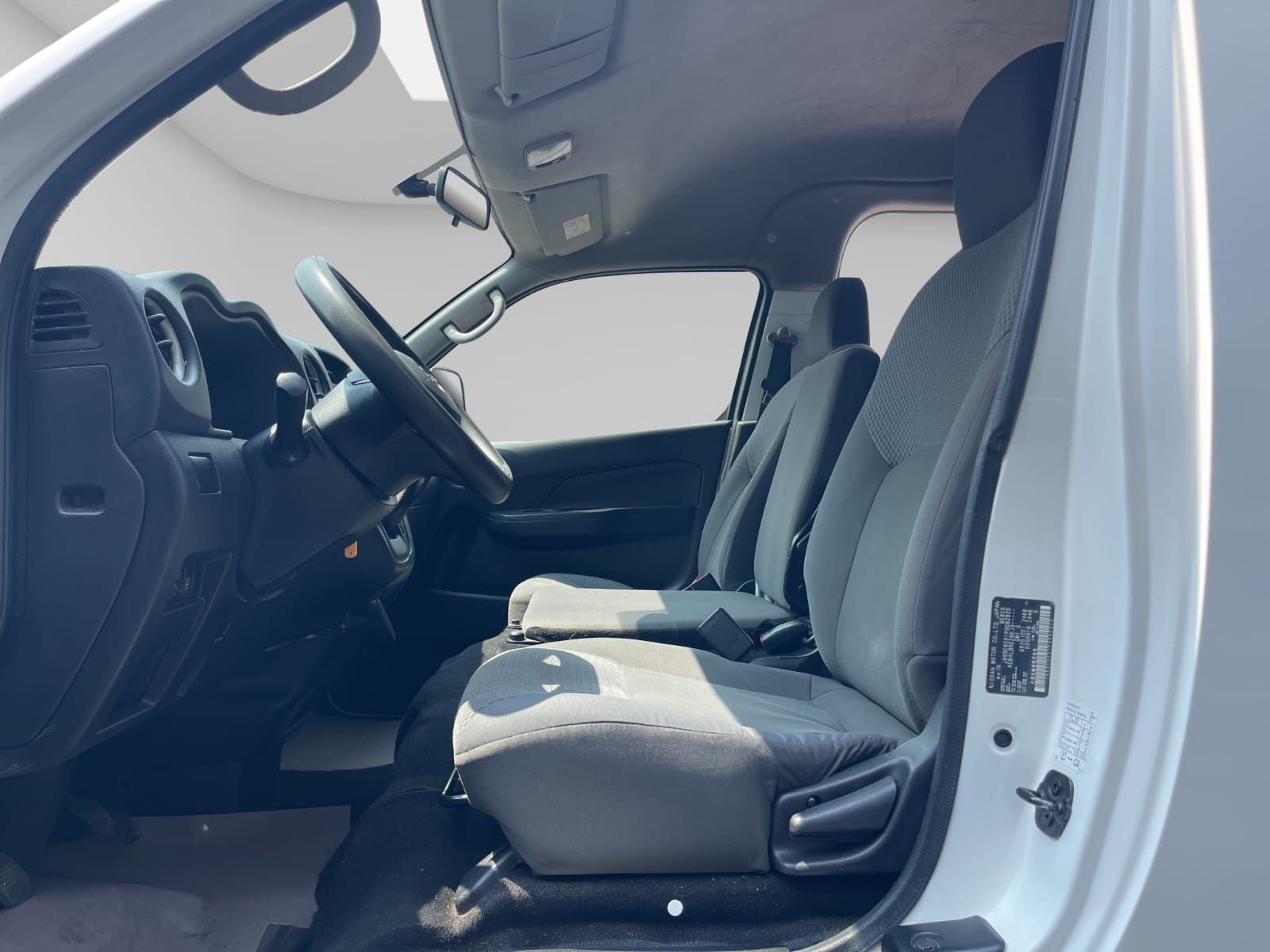 2023 Nissan Urvan 2.5 Panel Amplia AA Mt