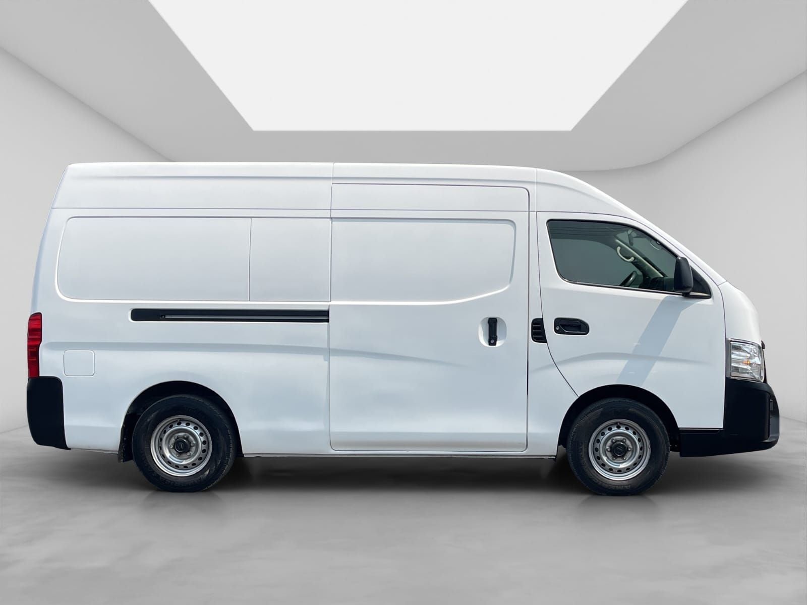 2023 Nissan Urvan 2.5 Panel Amplia AA Mt