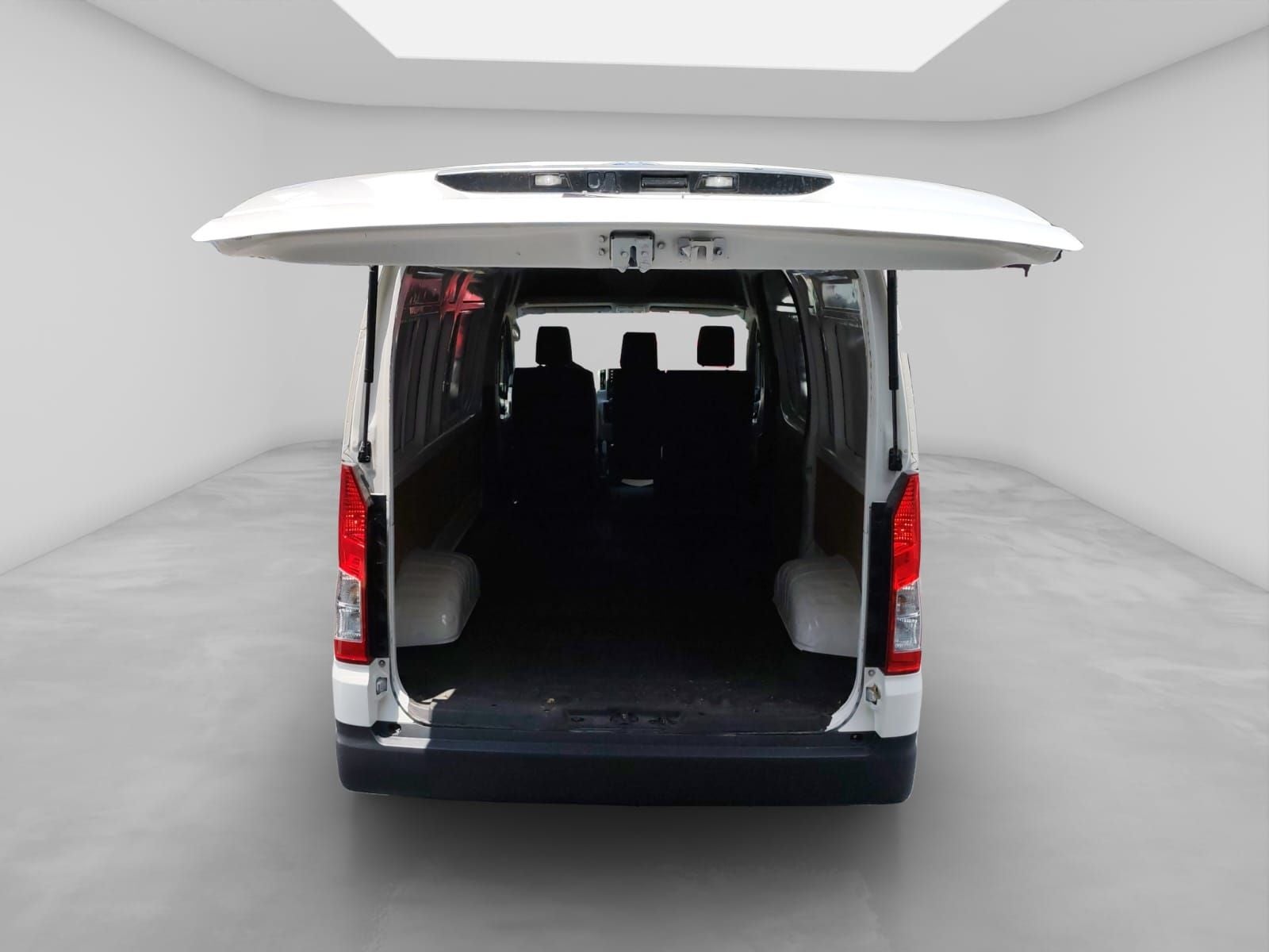 2023 Toyota Hiace 2.8 Panel Mt