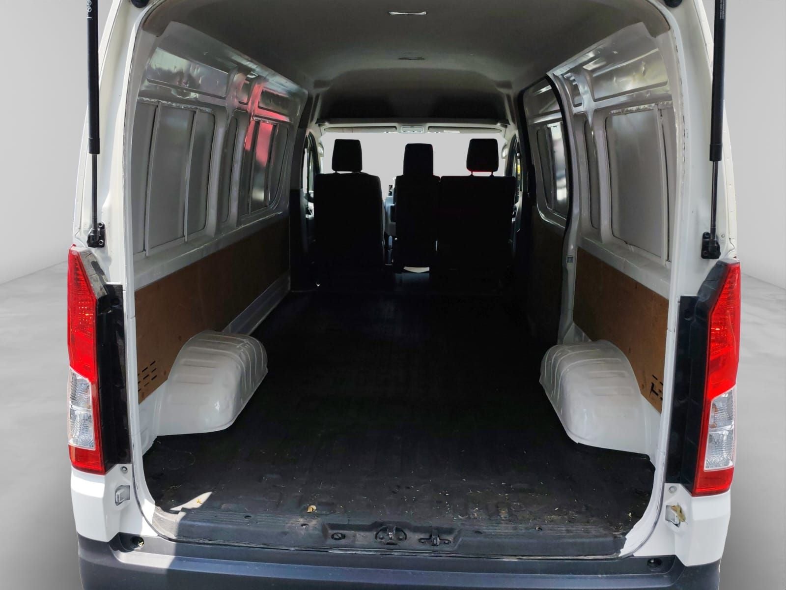 2023 Toyota Hiace 2.8 Panel Mt