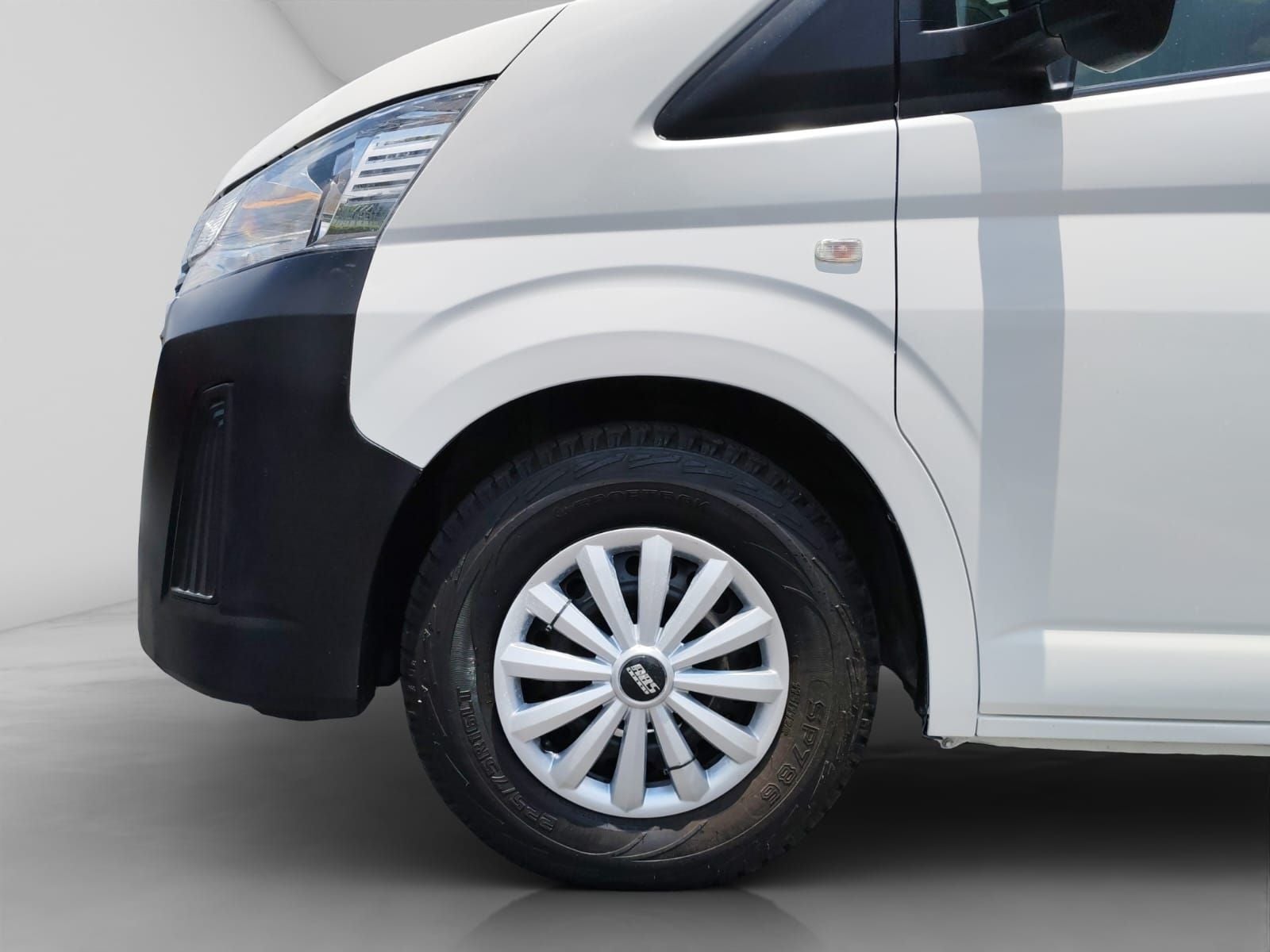 2023 Toyota Hiace 2.8 Panel Mt