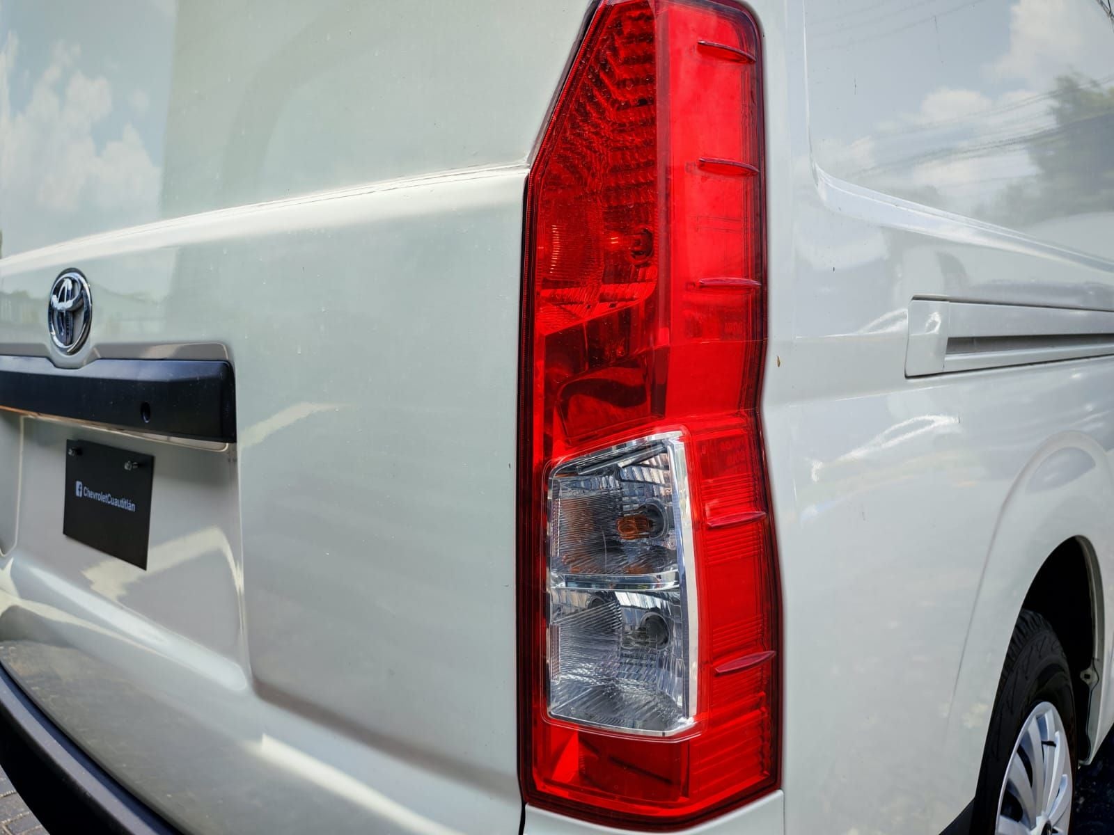 2023 Toyota Hiace 2.8 Panel Mt