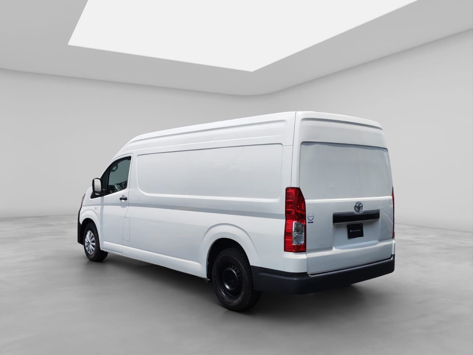 2023 Toyota Hiace 2.8 Panel Mt