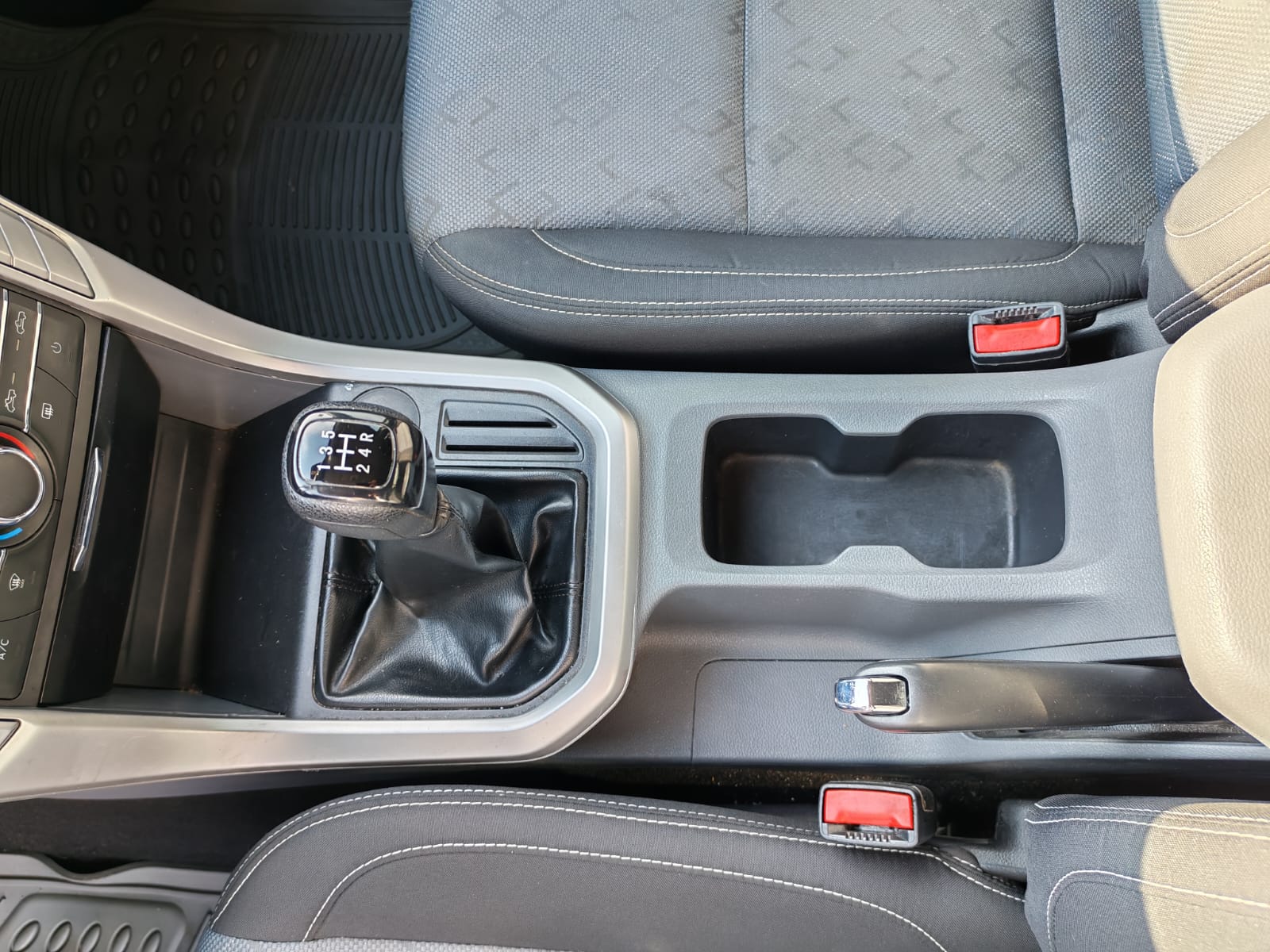 2023 Chevrolet S-10 2.4 Doble Cabina 4x2 Mt