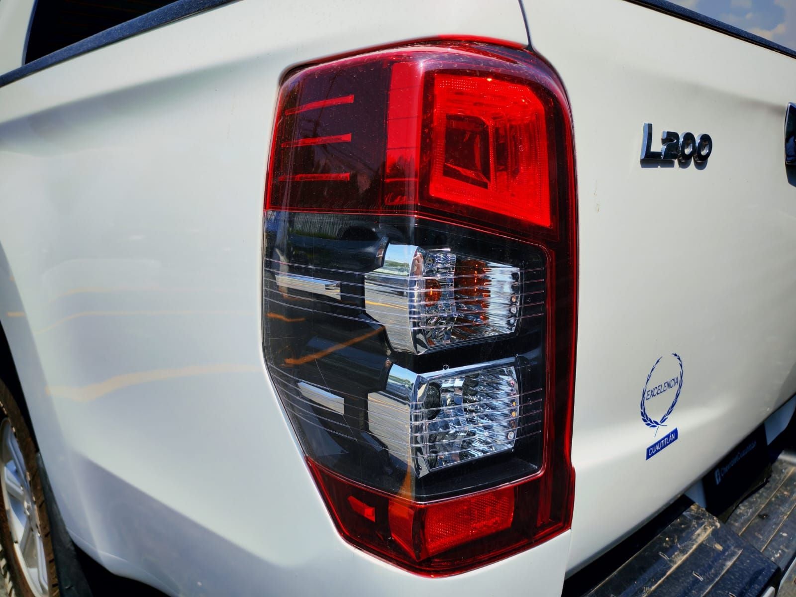 2022 Mitsubishi L200 2.4 GLX 4x4 Diésel Mt