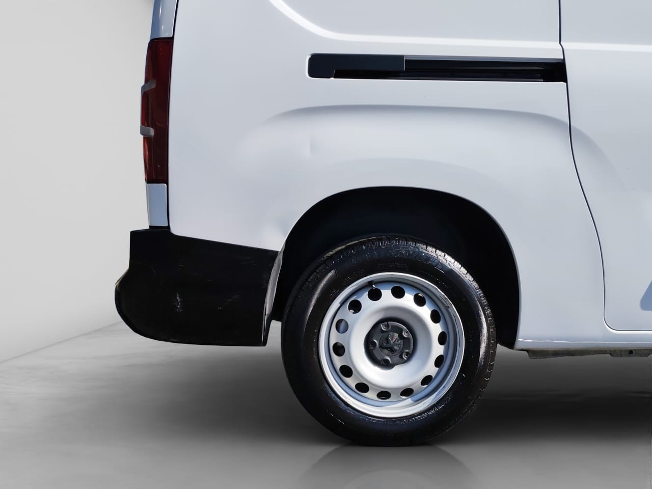 2025 Peugeot Partner 1.2 Maxi Pack Mt